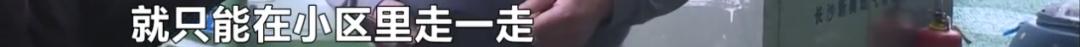 DƬ